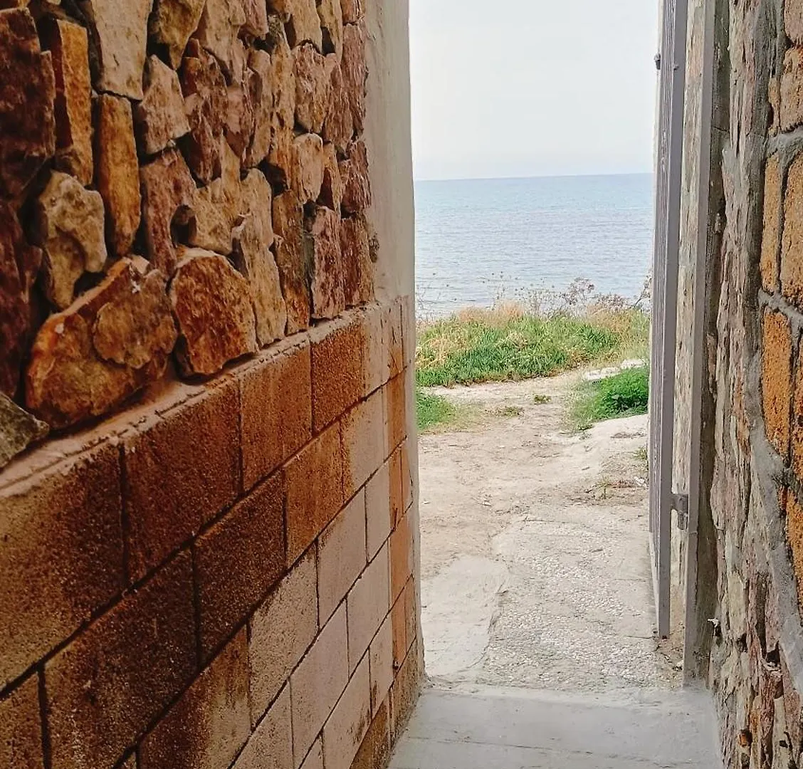 La Terrazza Sul Mare Camera Fronte Mare&Vicino Aereoporto Sicilian Vintage Style Seaside Room Cinisi Konukevi
